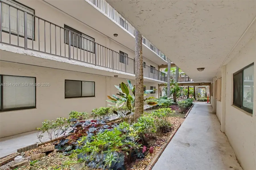 Address Withheld By Seller, Miami, FL 33173 - Image #2