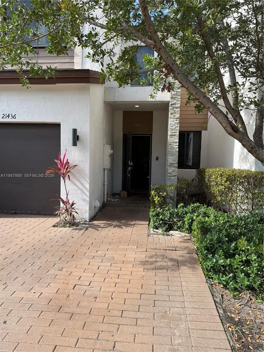 21436 NE 2nd Ct, Miami, FL 33179 - Image #3