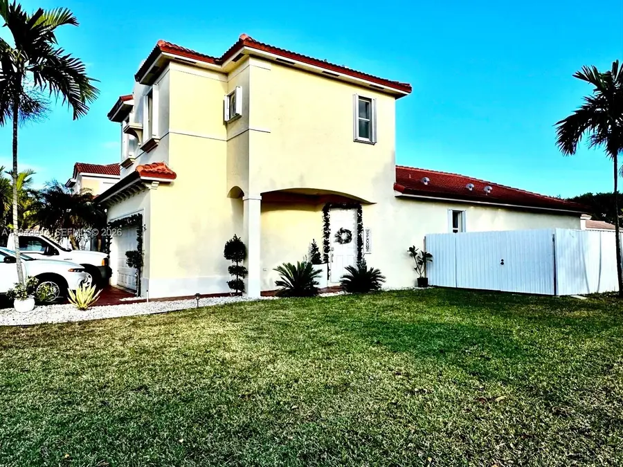 2101 NE 37th Ter, Homestead, FL 33033 - Image #2