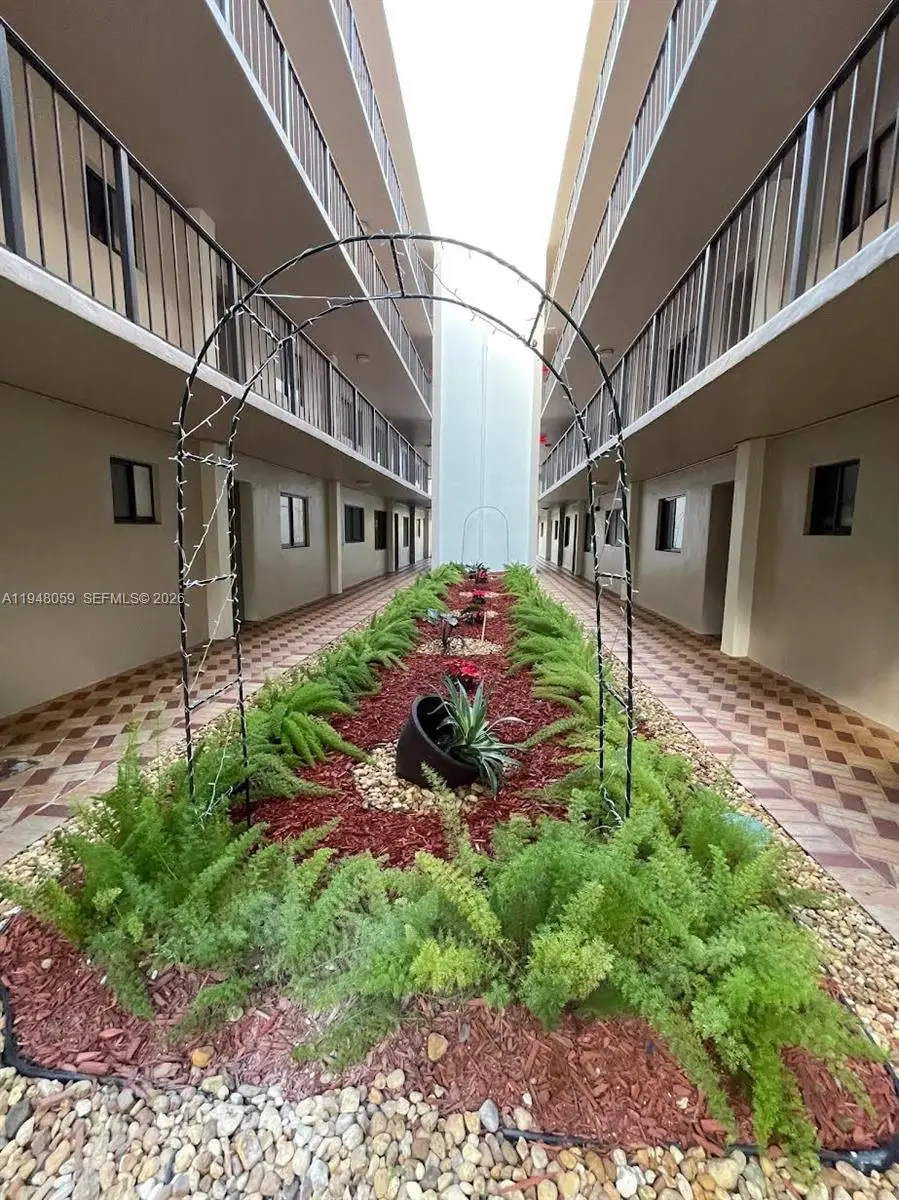 8400 SW 133rd Ave Rd #107, Miami, FL 33183 - Image #2