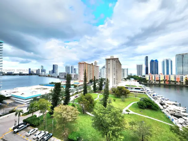 290 174th St #1217, Sunny Isles Beach, FL 33160