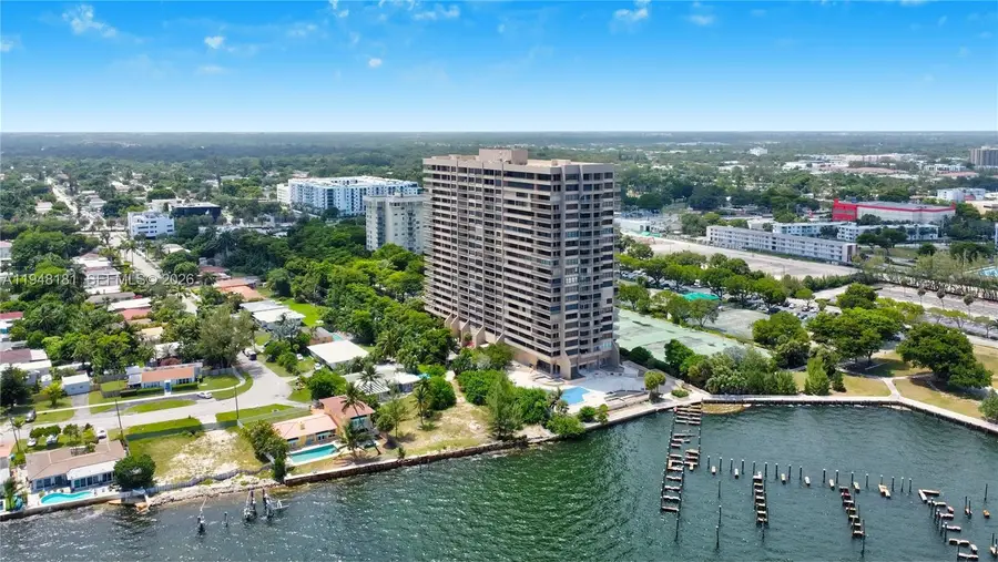 11113 Biscayne Blvd #PH8, Miami, FL 33181 - Image #3