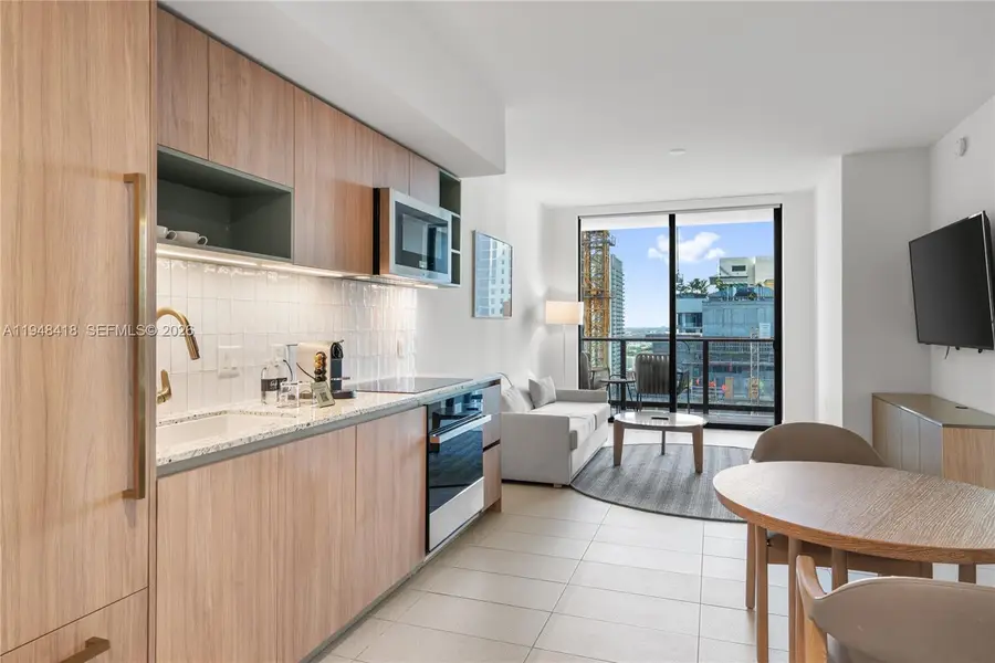 159 NE 6th St #2804, Miami, FL 33132 - Image #2