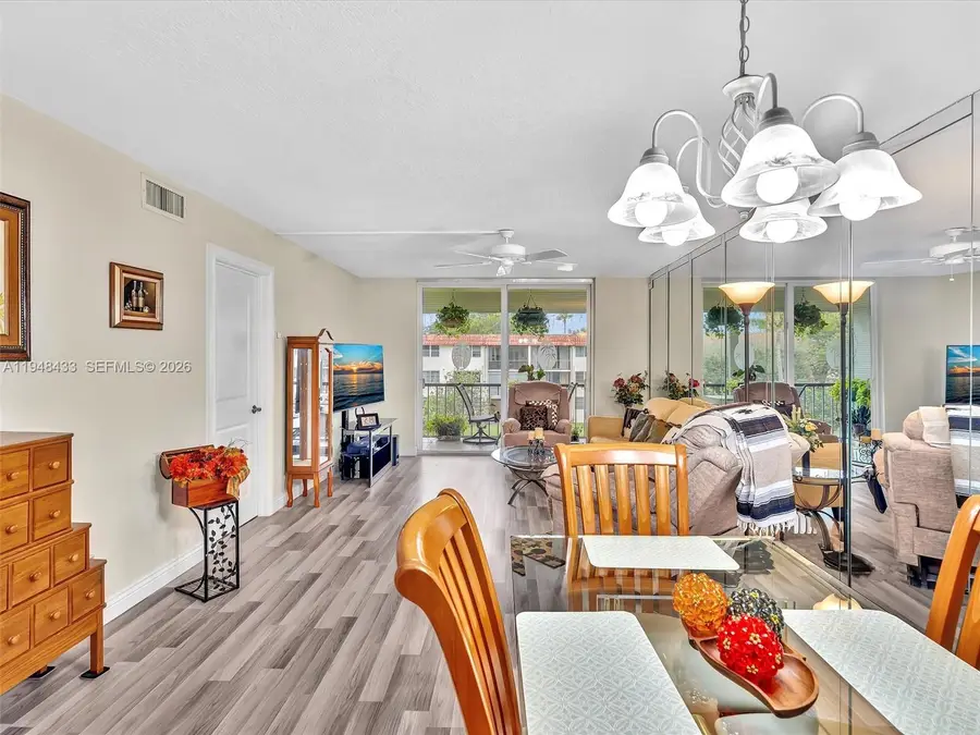 9420 S Hollybrook Lake Dr #302, Pembroke Pines, FL 33025 - #2