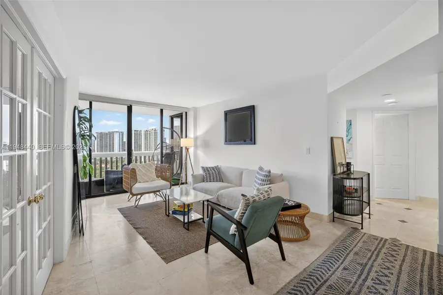 1000 Island Blvd #2105, Aventura, FL 33160 - Image #2