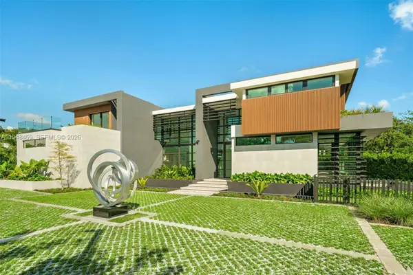 5845 SW 130th Ter, Pinecrest, FL 33156