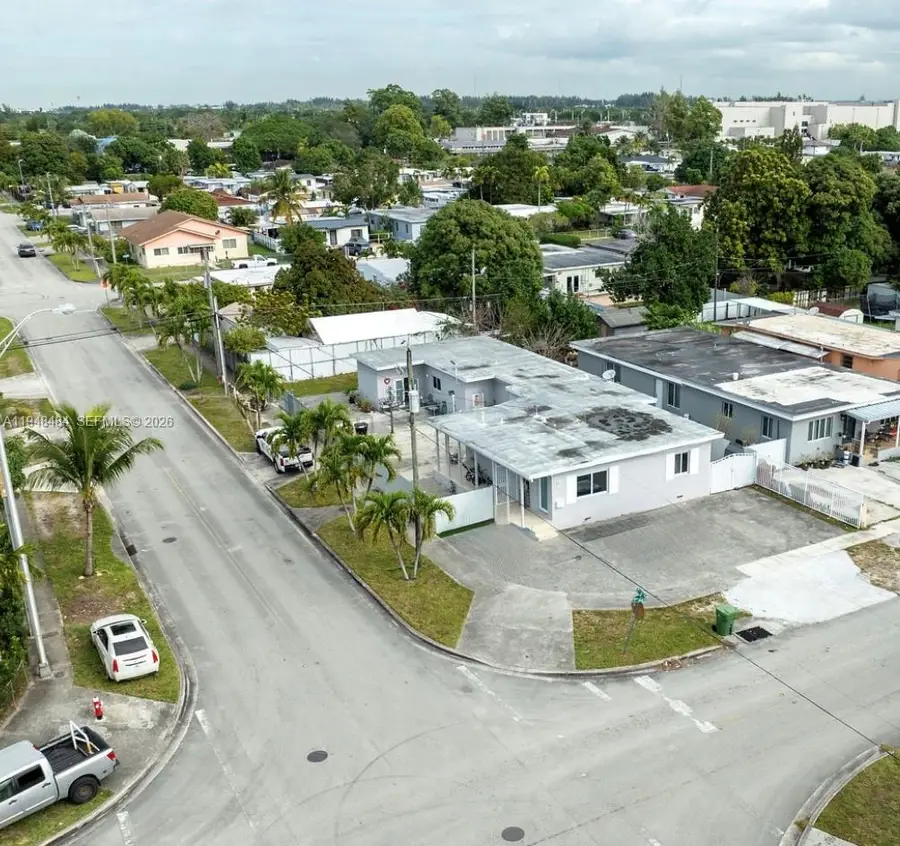 201 E 44th St, Hialeah, FL 33013 - Image #3