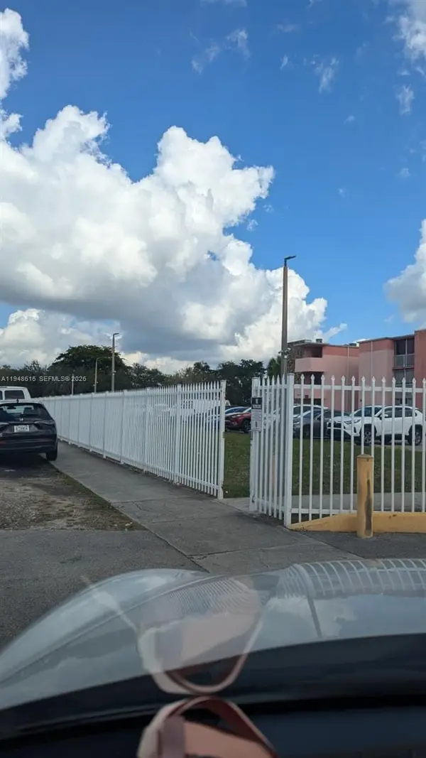 19715 SW 114th Ave #357, Miami, FL 33157