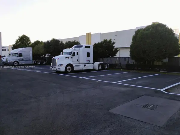 1890 NW 108th Ave, Sweetwater, FL 33172