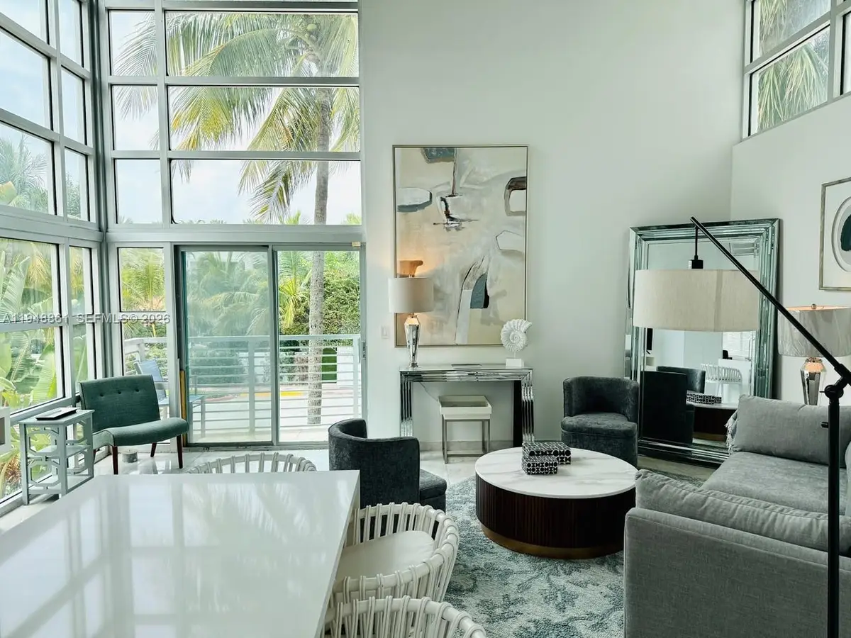 7700 Collins Ave #5, Miami Beach, FL 33141 - Image #1
