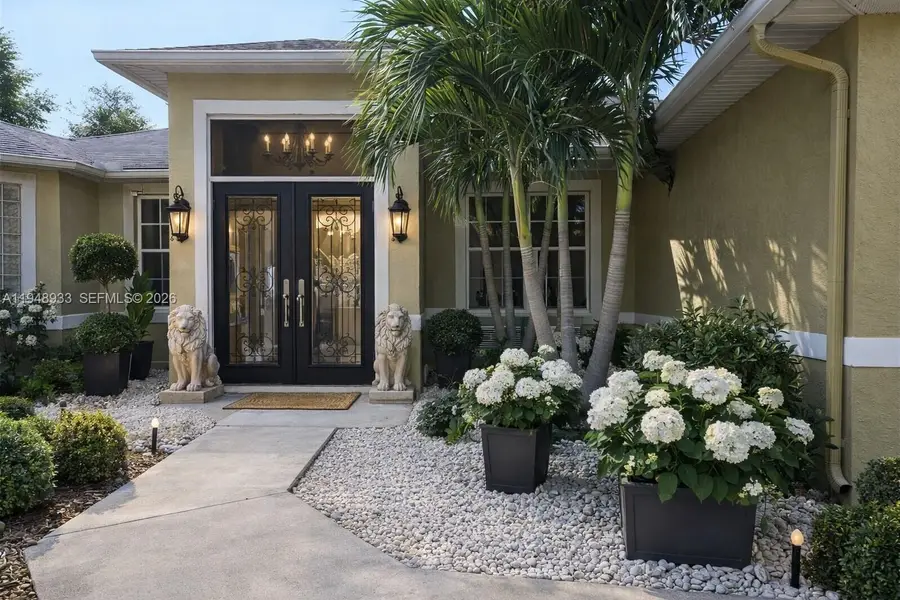 713 Palmetto Ave, Lehigh Acres, FL 33972 - Image #2