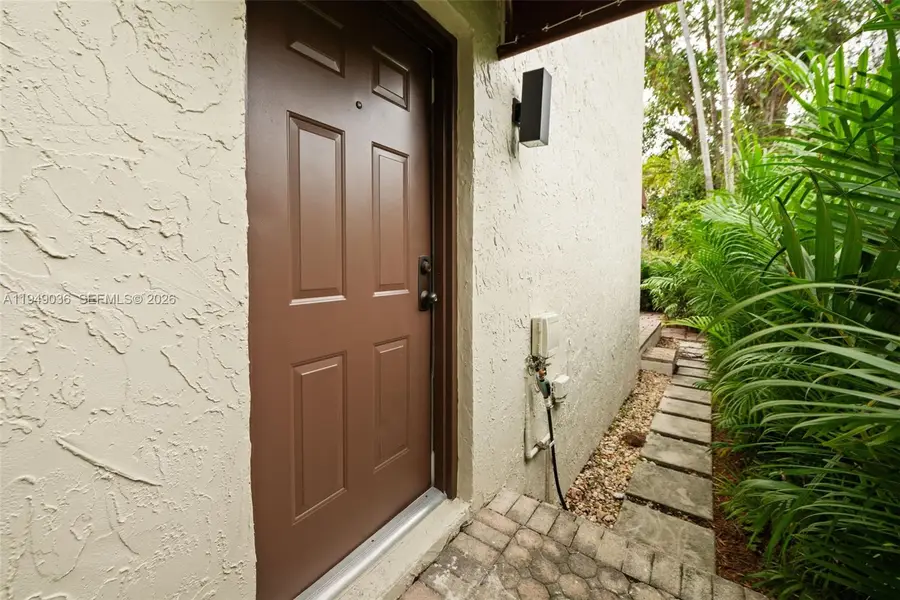 3076 Mcdonald St #B, Miami, FL 33133 - Image #3