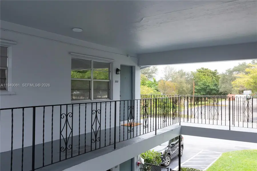 7401 Pines Blvd #222, Pembroke Pines, FL 33024 - #3