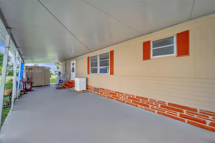 5208 SW 34th St, Davie, FL 33314 - Image #3