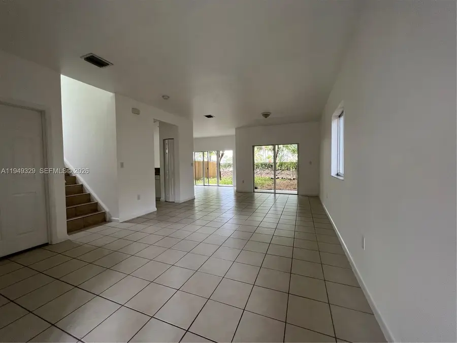 3334 NE 3rd Dr, Homestead, FL 33033 - Image #3