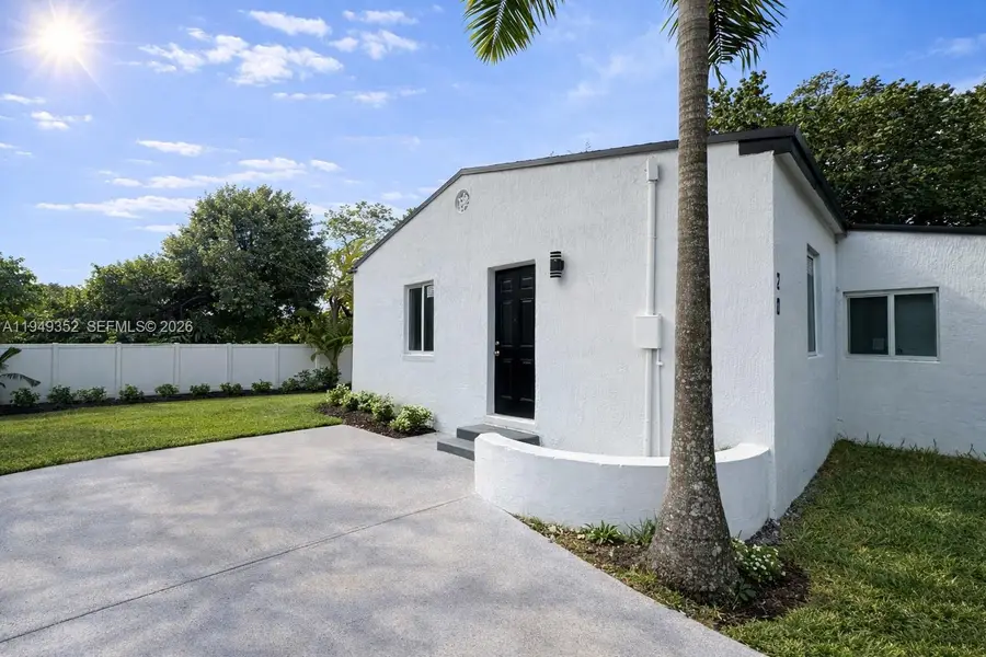 120 NW 16th St, Fort Lauderdale, FL 33311 - Image #2