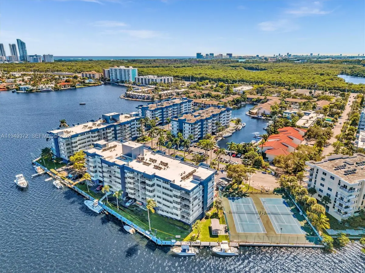 16565 NE 26th Ave #4E, North Miami Beach, FL 33160 - Image #1