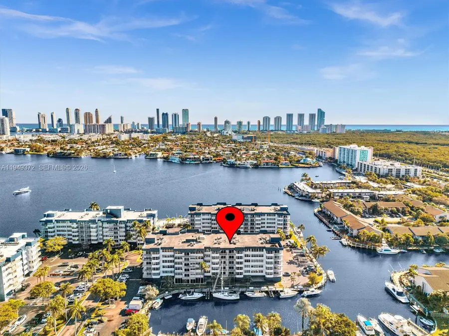 16565 NE 26th Ave #4E, North Miami Beach, FL 33160 - Image #2
