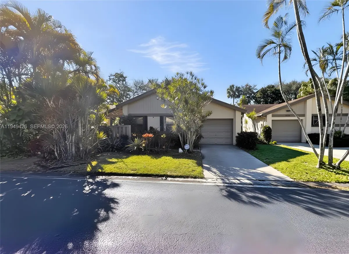 2214 Seagrape Cir, Coconut Creek, FL 33066 - Image #1