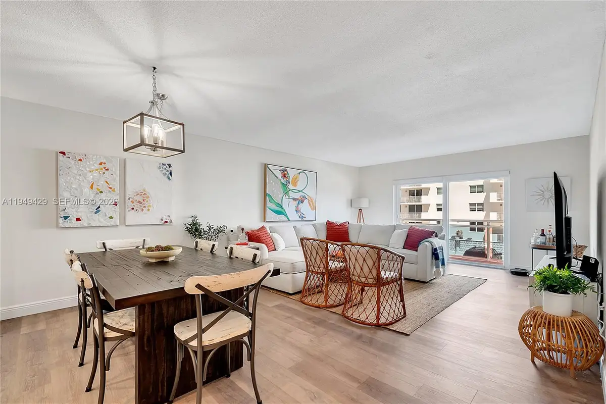 1701 S Ocean Dr #202, Hollywood, FL 33019 - Image #1