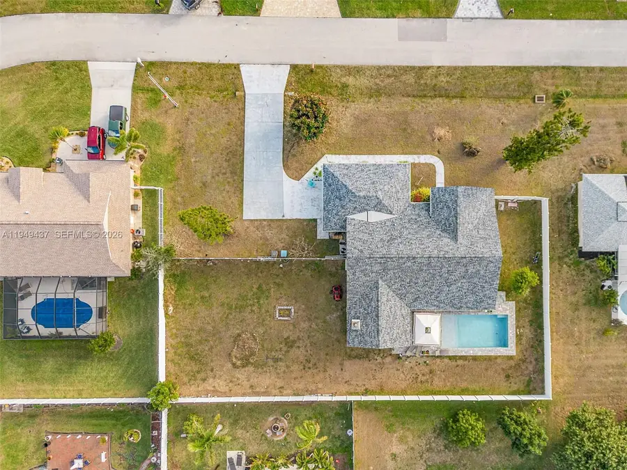 211 47th St, Cape Coral, FL 33914 - #2