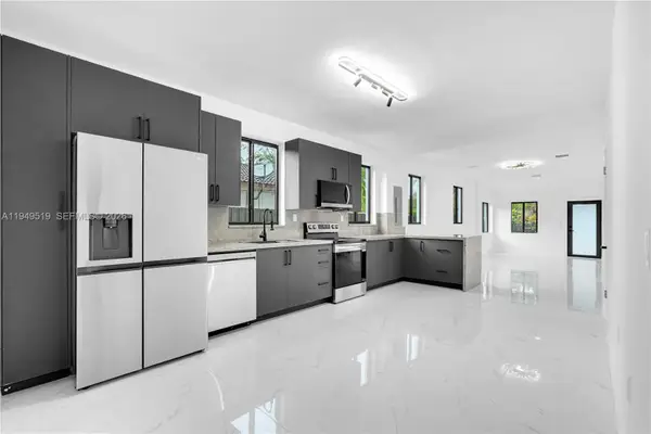 972 SW 44th Ave, Miami, FL 33134