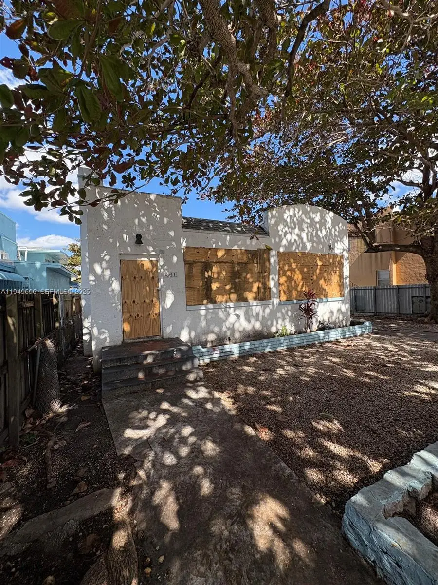 2341 SW 9th St, Miami, FL 33135 - Image #3