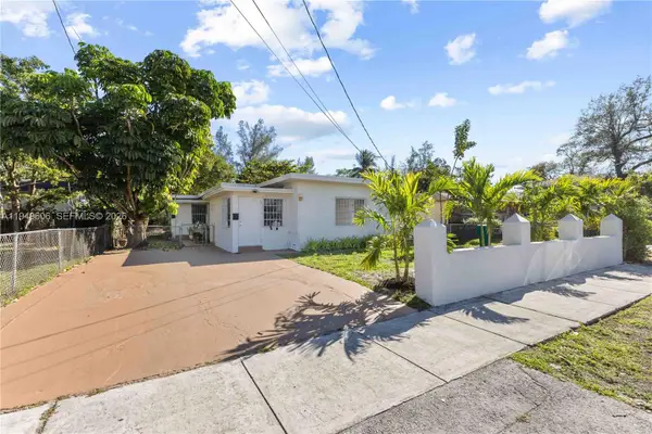 8031 NW 12th Ct, Miami, FL 33147