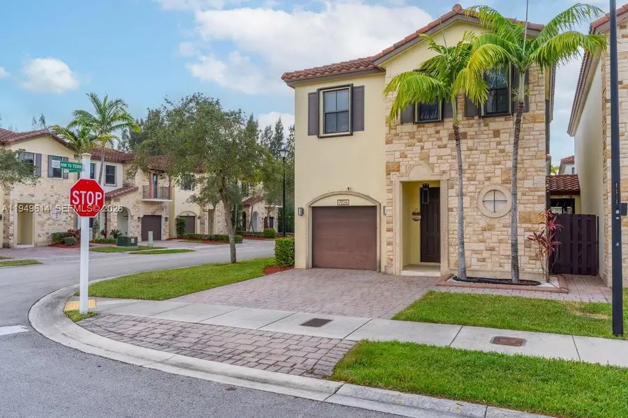 7026 NW 103rd Pl, Doral, FL 33178 - #2