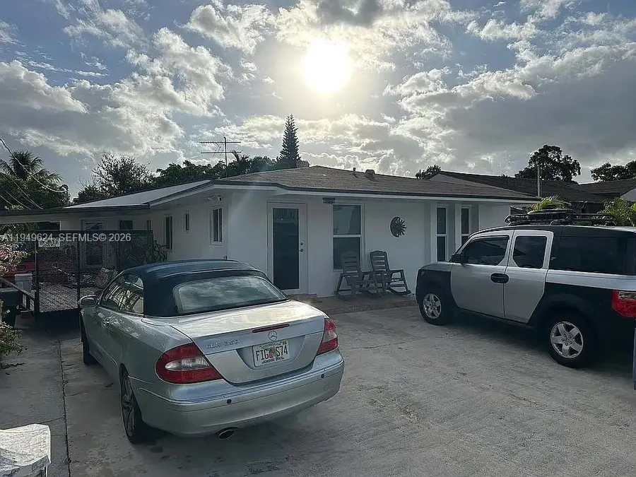 901 NW 34th Ave, Miami, FL 33125 - Image #2