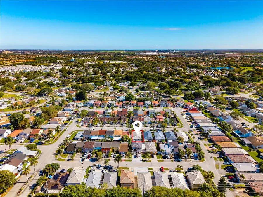 1106 SE 13th Ave, Homestead, FL 33035 - Image #3