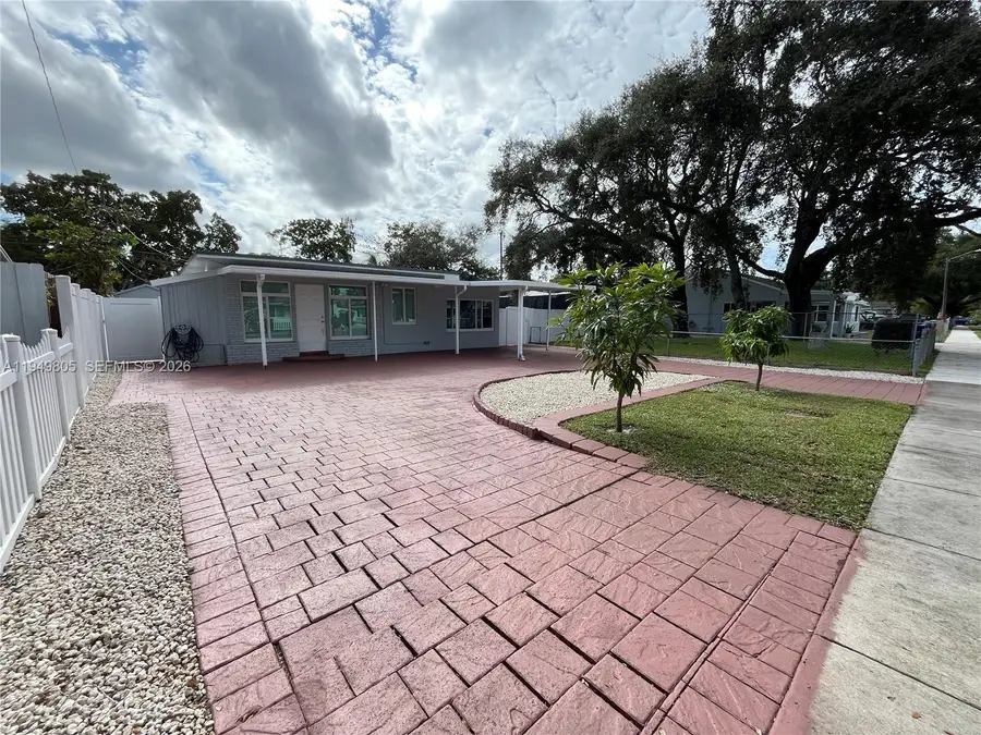 6120 Hayes St, Hollywood, FL 33024 - Image #2