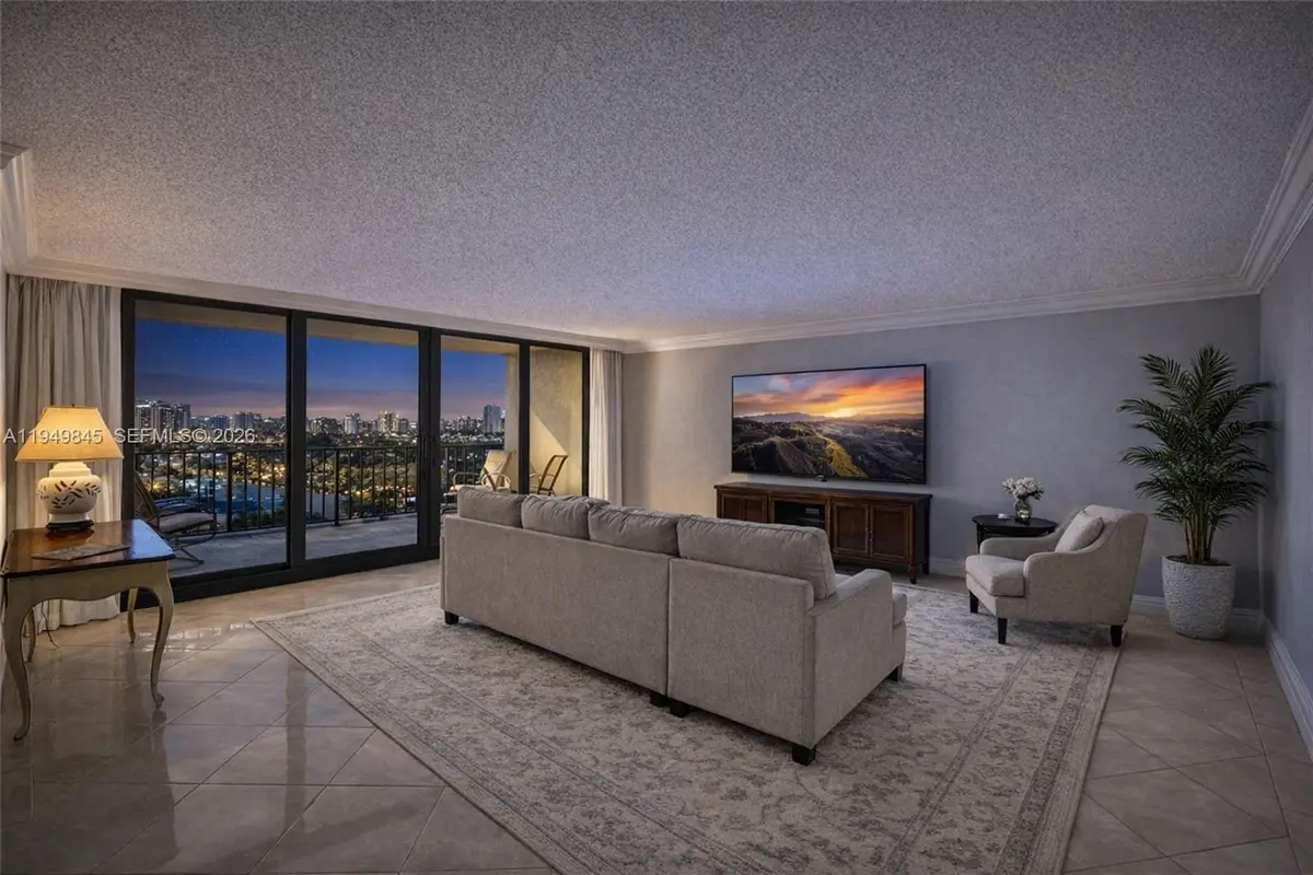 1901 N Ocean Blvd #TH-B, Fort Lauderdale, FL 33305 - Image #1