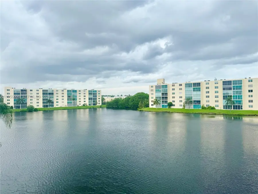 131 SE 3rd Ave #305, Dania Beach, FL 33004 - Image #2