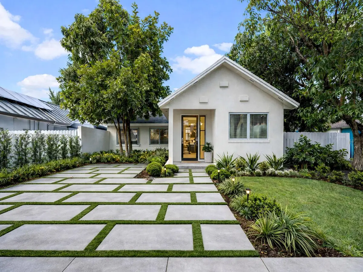 11075 SW 221st Ter, Miami, FL 33170 - Image #1