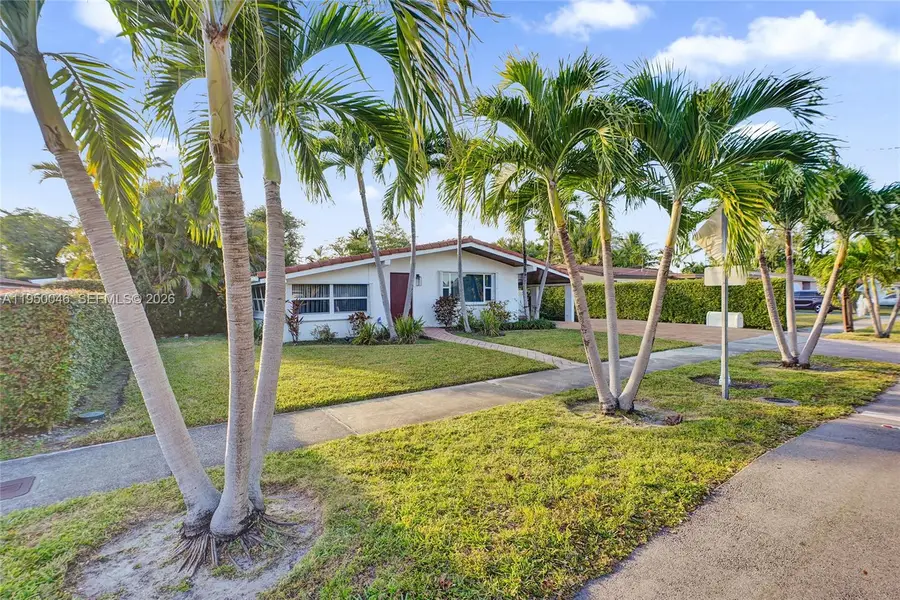 21120 NE 24th Ct, Miami, FL 33180 - #3