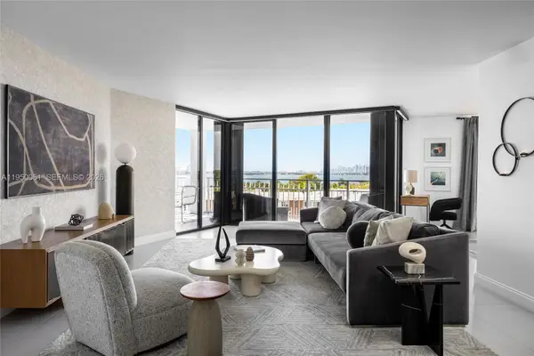 4000 Towerside Ter #804, Miami, FL 33138