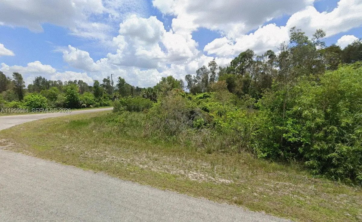 982 Plantation Rd, Lehigh Acres, FL 33974 - Image #1