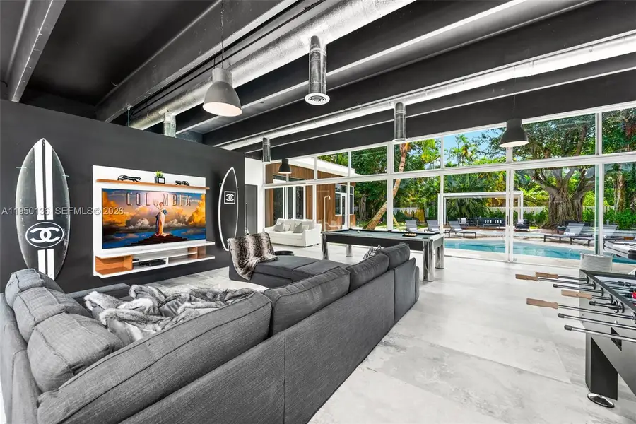 1000 NE 89th St, Miami, FL 33138 - Image #2