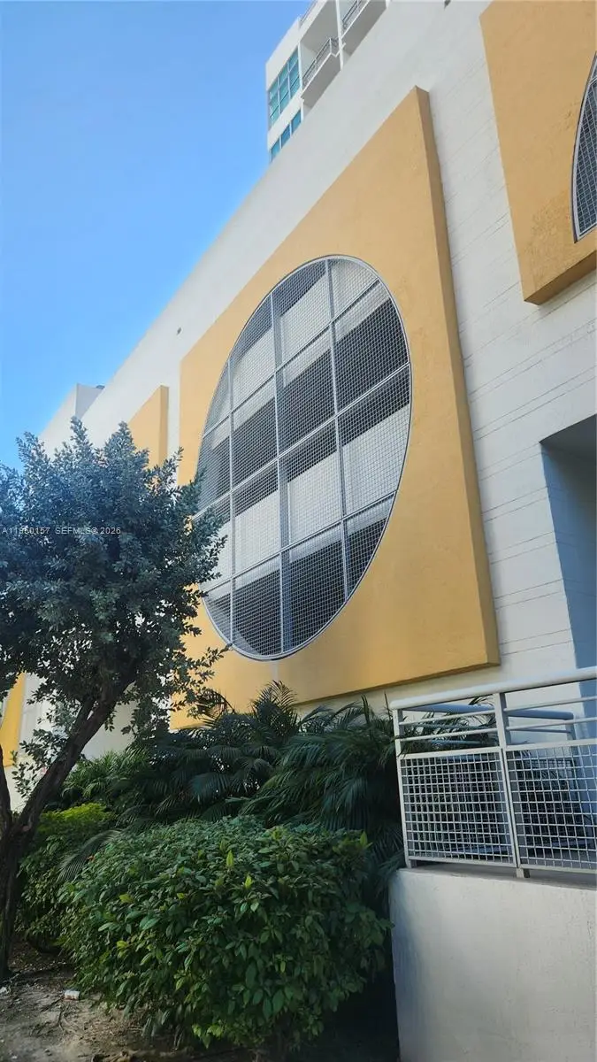 2200 NE 4th Ave #803, Miami, FL 33137 - Image #1