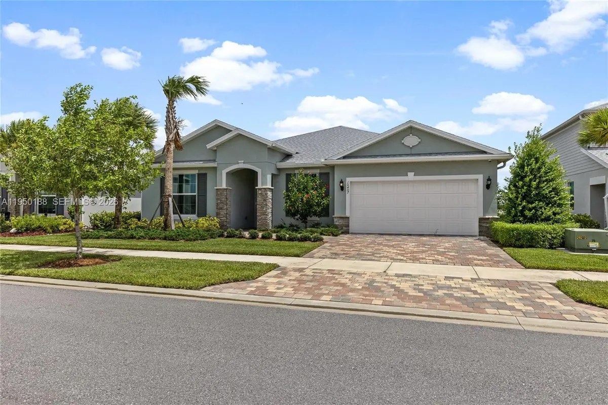 10407 SW Captiva Dr, Port Saint Lucie, FL 34987 - Image #1
