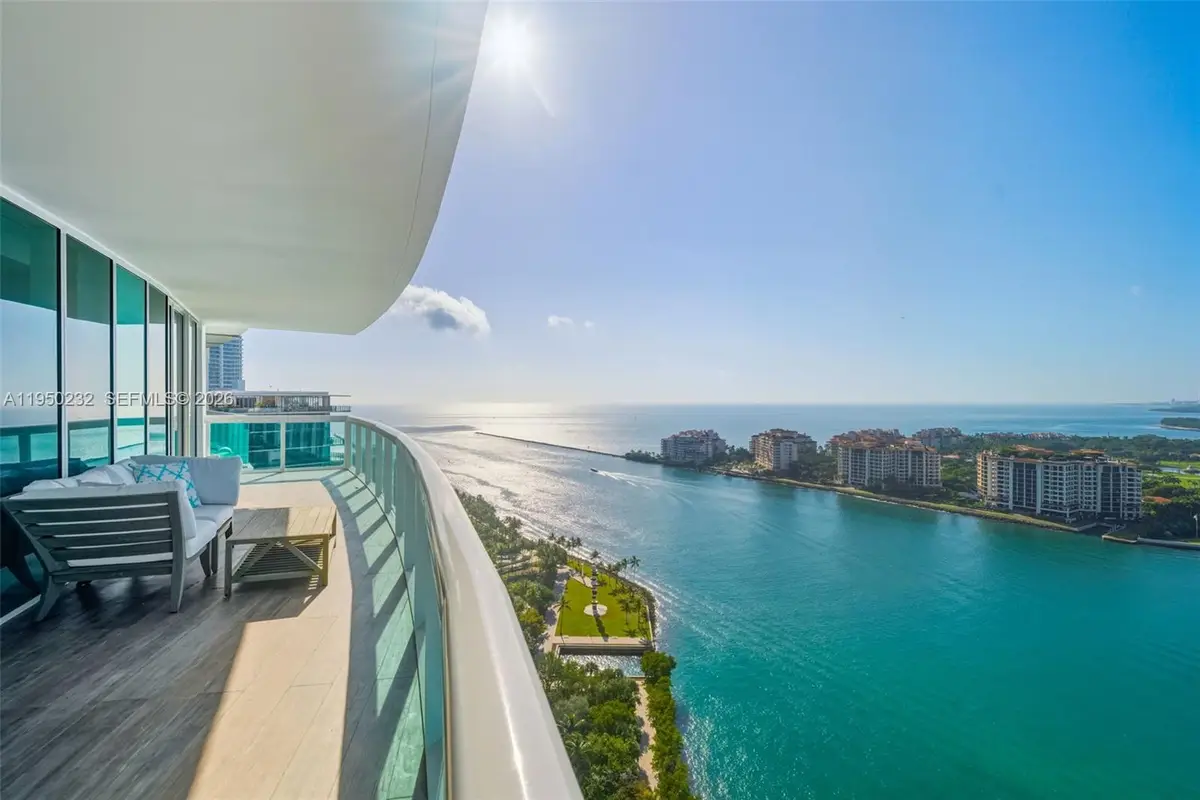 1000 S Pointe Dr #2802, Miami Beach, FL 33139 - Image #1