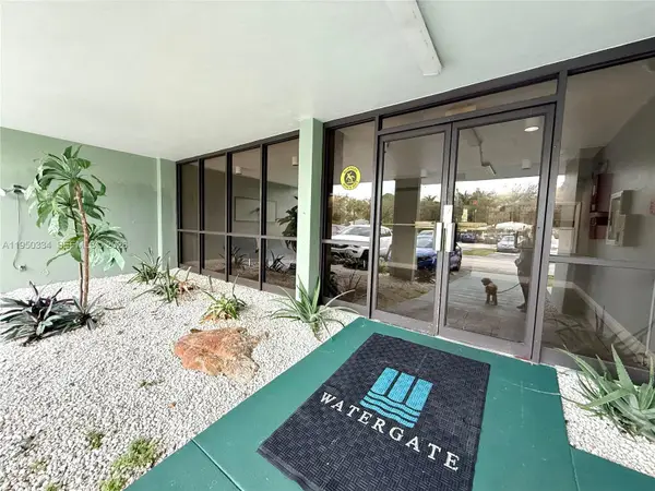 2771 Taft St #411, Hollywood, FL 33020