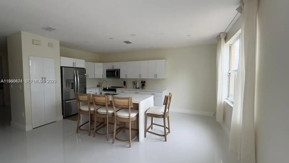 949 NE 42nd Ave, Homestead, FL 33033 - Image #1