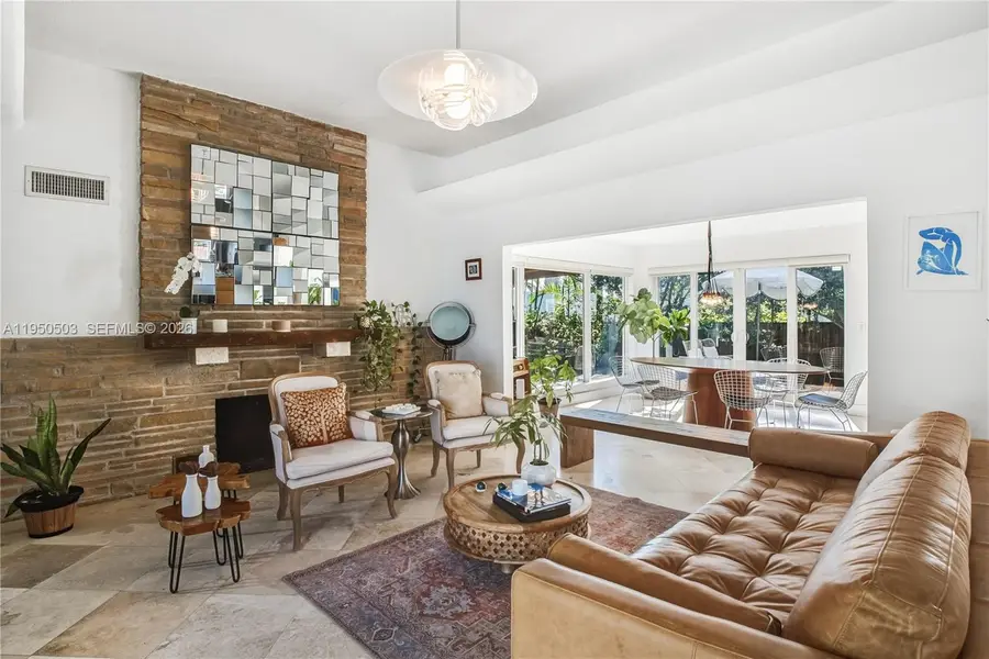 1106 NE 86th St, Miami, FL 33138 - Image #3