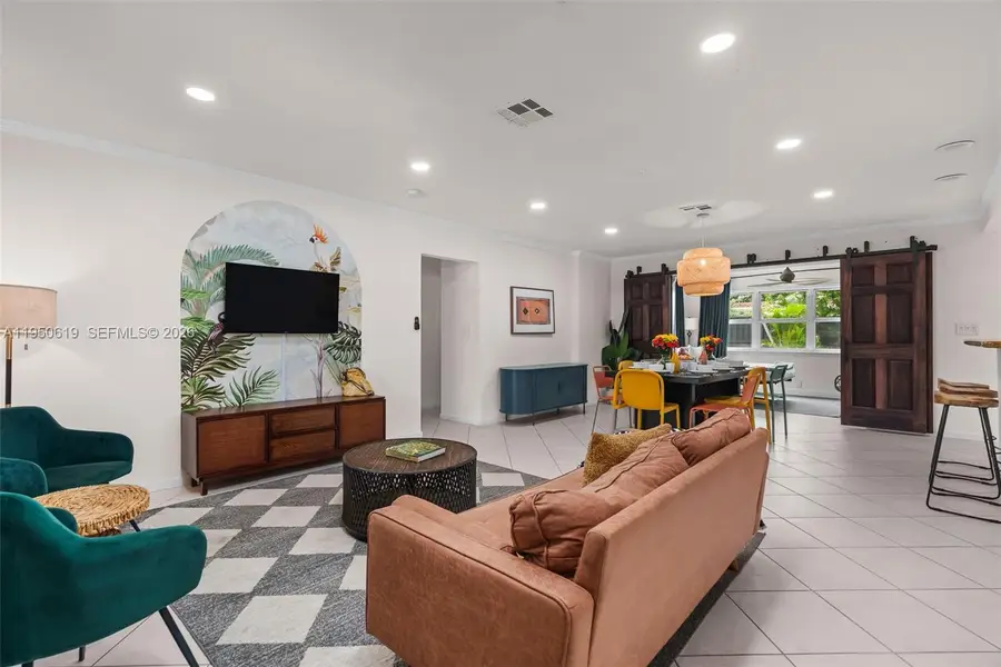 3627 NE 19th Ave, Oakland Park, FL 33308 - Image #2