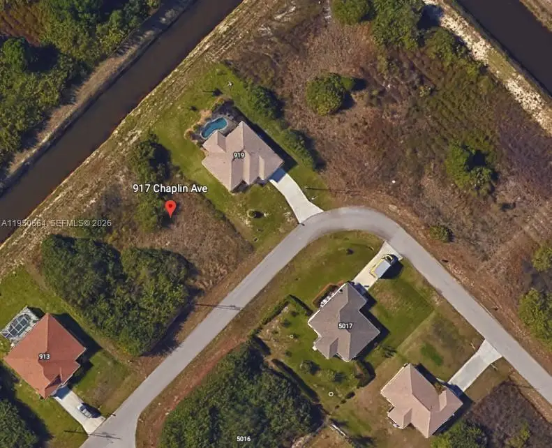 917 Chaplin Ave, Lehigh Acres, FL 33971 - Image #1