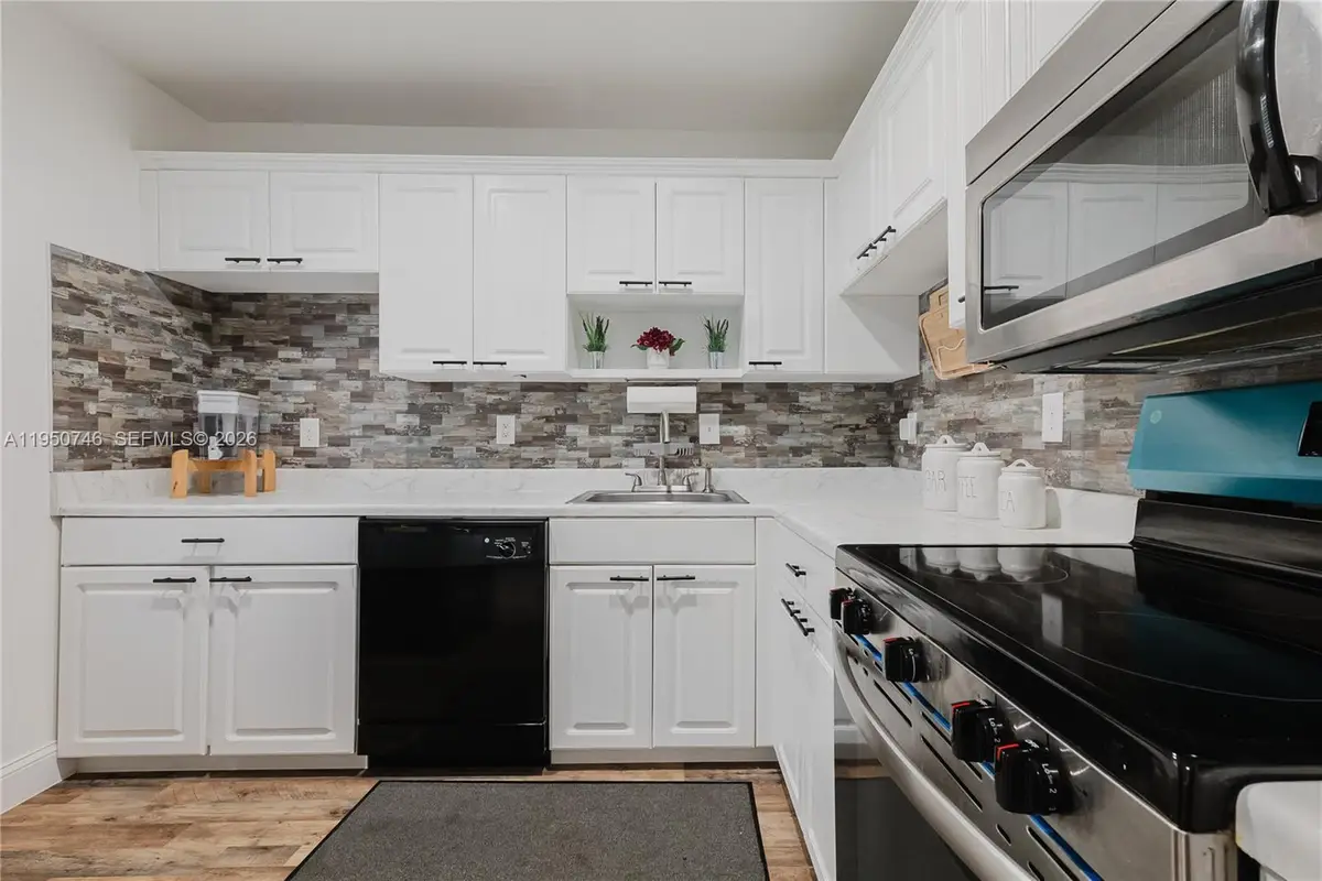 3200 Holiday Springs Blvd #3-306, Margate, FL 33063 - Image #1