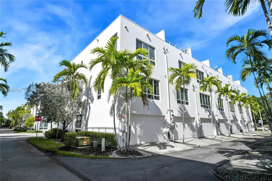 6611 NW 105th Ave, Doral, FL 33178 - #3