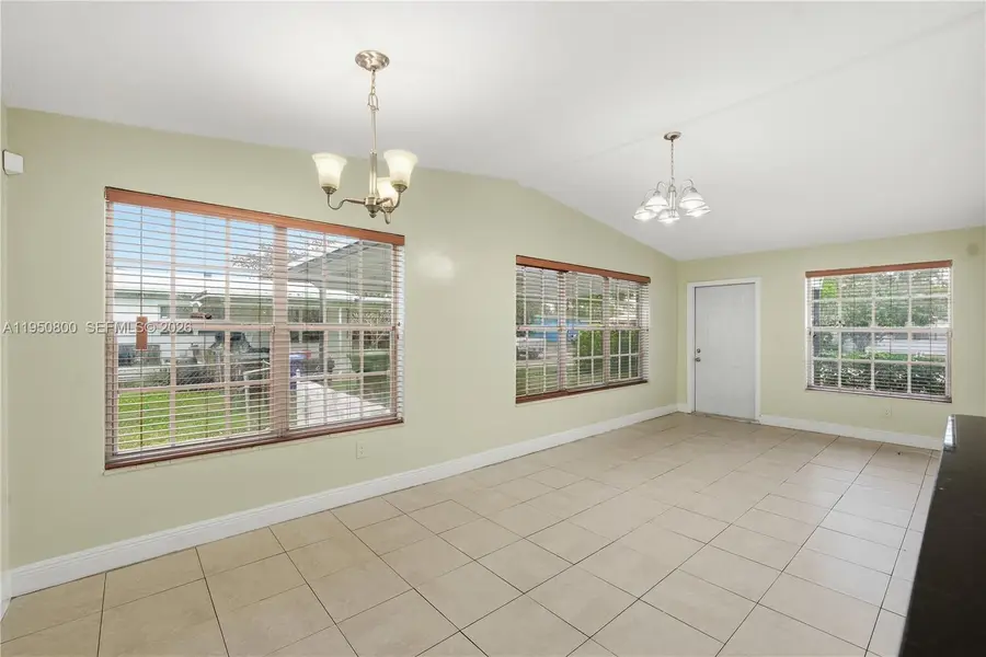 1731 NW 26th Ave, Fort Lauderdale, FL 33311 - Image #2